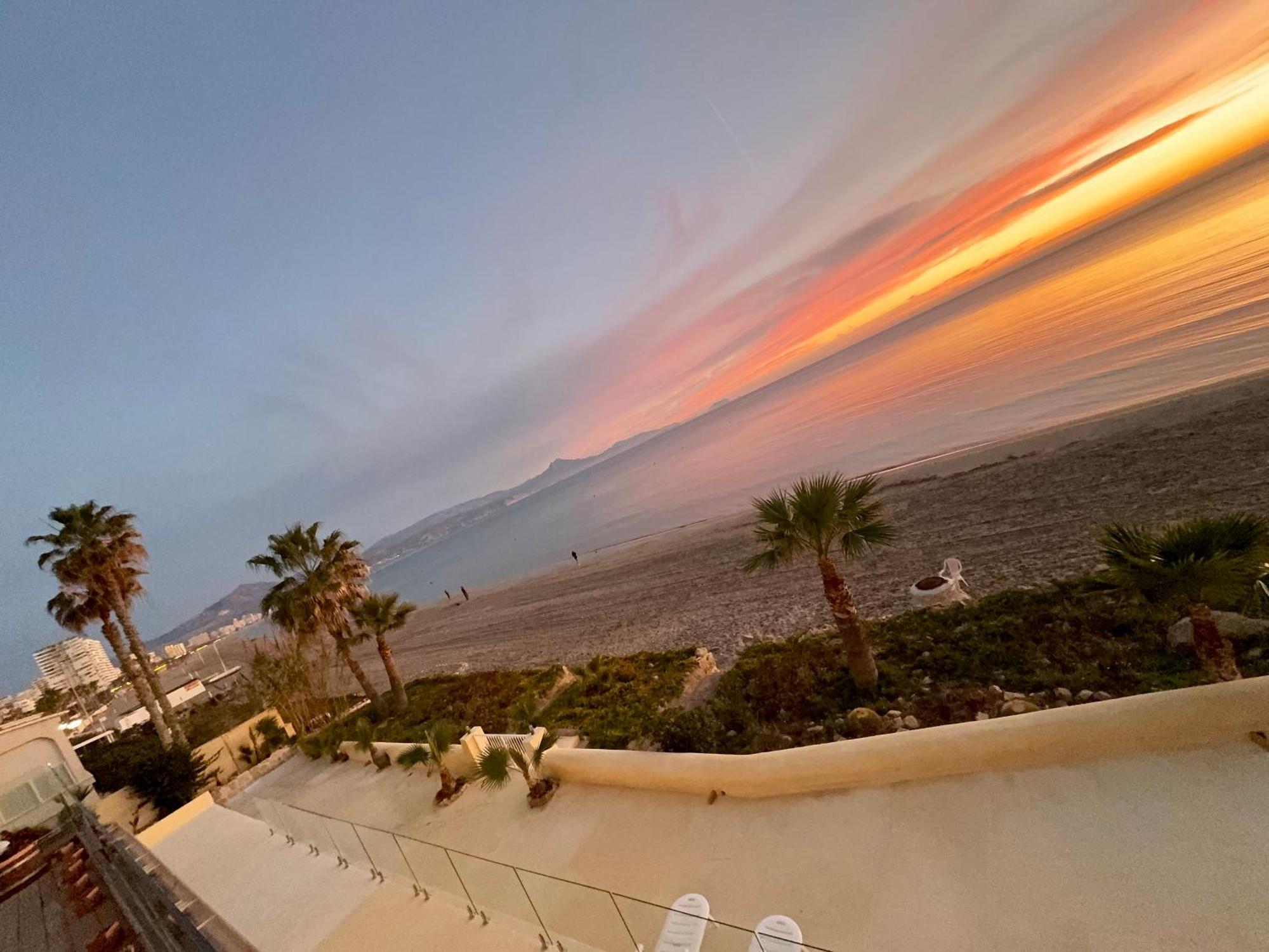Maravilloso Apartamento Amanecer Cabo A Pie De Playa Y Mar En Chalet Roquetes Alicante Extérieur photo