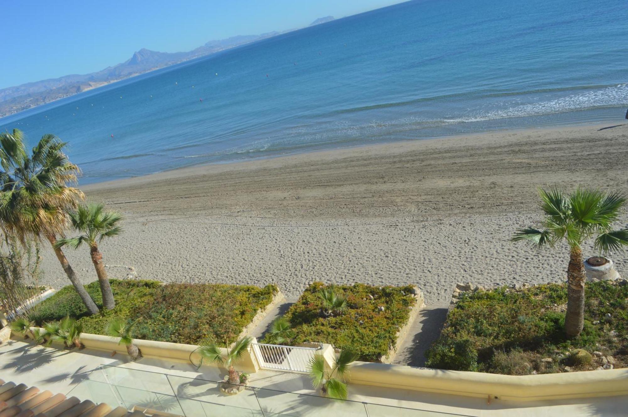 Maravilloso Apartamento Amanecer Cabo A Pie De Playa Y Mar En Chalet Roquetes Alicante Extérieur photo